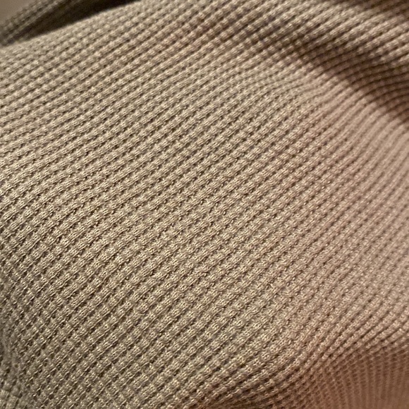 EUC CJLA Carly Jean Los Angeles Capri lounge pants in OLIVE, size M - Picture 3 of 5